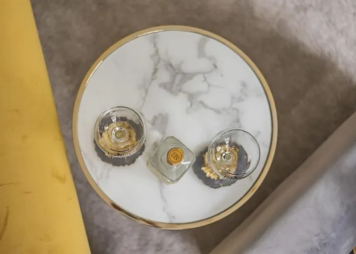 Rowntree One - Stunning Apartment- Grade Ii Listed