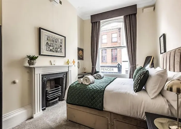 Rowntree One - Stunning Apartment- Grade Ii Listed *