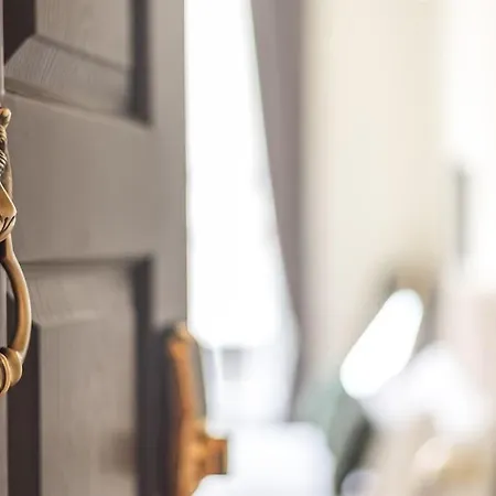 Rowntree One - Stunning Apartment- Grade Ii Listed